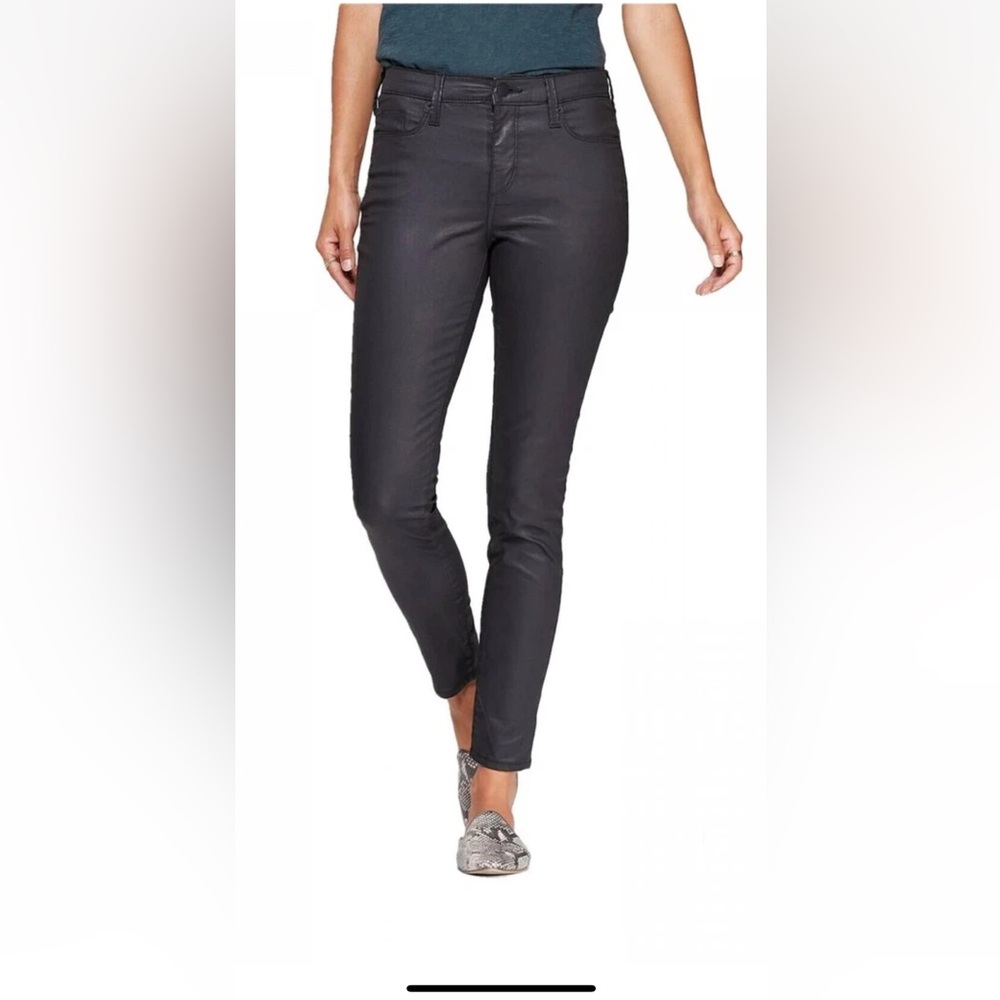 Universal thread black pants high rise skinny 4 for $20